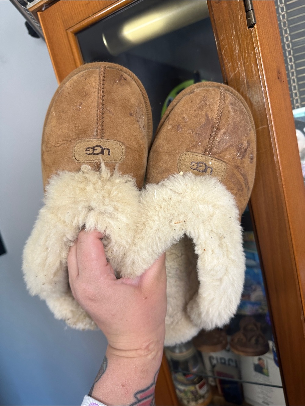 UGG Kids Chestnut Brown Shearling-Lined Slip-On Slippers